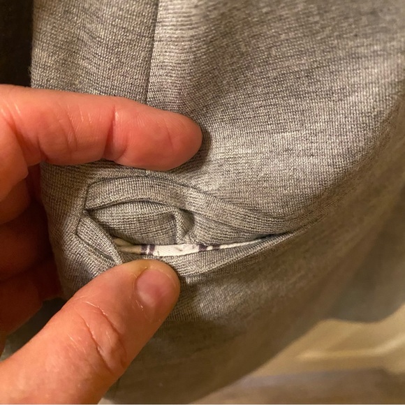 Adrianna Papell sweatshirt blazer size large, soft gray pinstripe lining NWOT - Picture 13 of 17